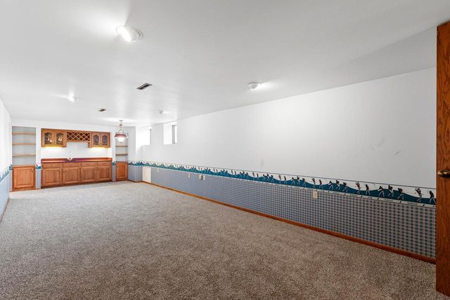 w164n11115 Kings Way, Germantown, WI 53022