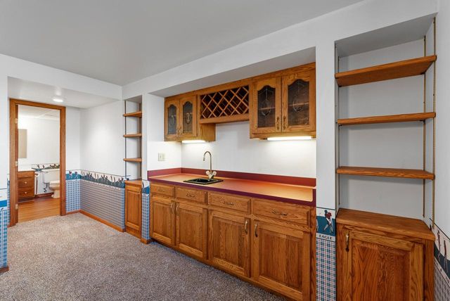 w164n11115 Kings Way, Germantown, WI 53022