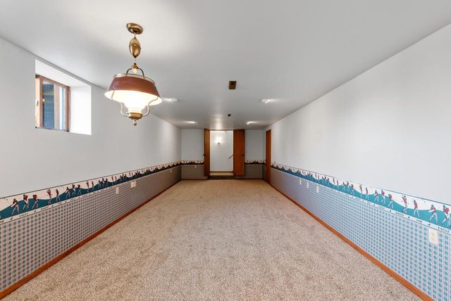 w164n11115 Kings Way, Germantown, WI 53022