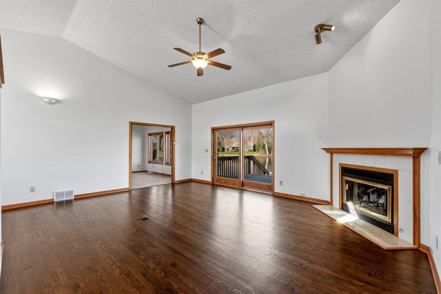 w164n11115 Kings Way, Germantown, WI 53022