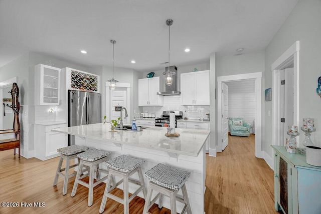 807 Atlanta Avenue, Carolina Beach, NC 28428