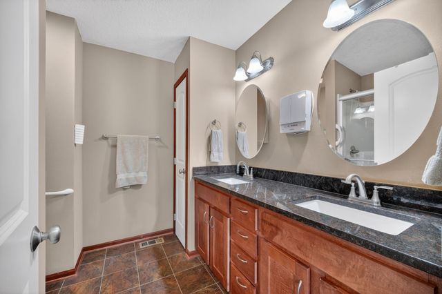 1115 NE Ford Lane, Ankeny, IA 50021