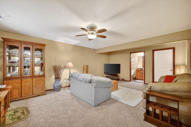 1115 NE Ford Lane, Ankeny, IA 50021