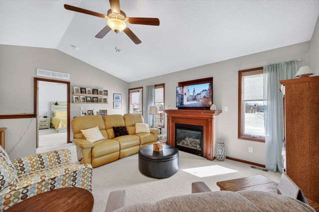 1115 NE Ford Lane, Ankeny, IA 50021