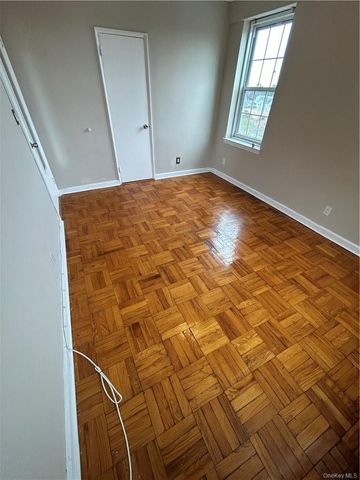 220 Pelham Road 5C, New Rochelle, NY 10805