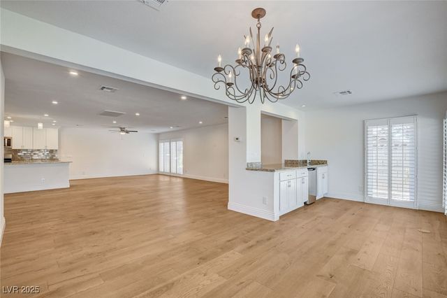 1602 Tulita Drive, Las Vegas, NV 89123