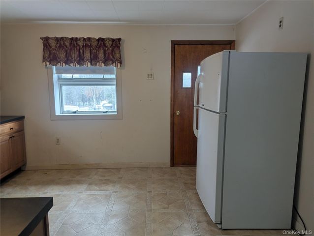 2 Quannacut Road, Pine Bush, NY 12566