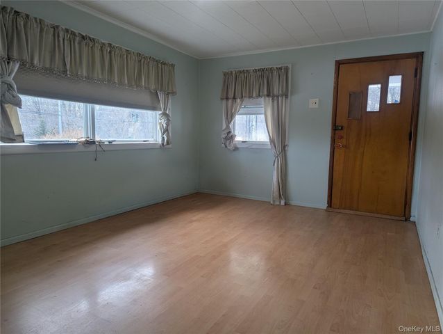 2 Quannacut Road, Pine Bush, NY 12566