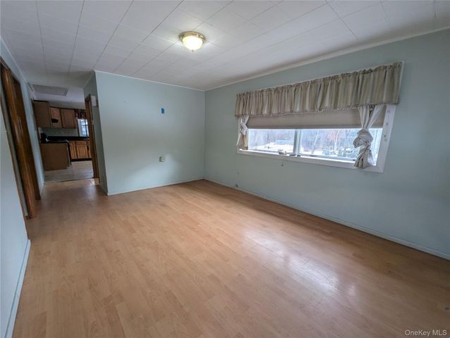 2 Quannacut Road, Pine Bush, NY 12566