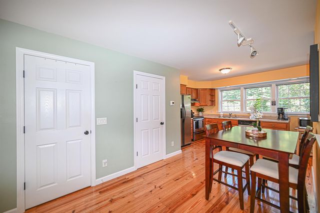 1029 S Mammoth Rd Unit 20, Manchester, NH 03109