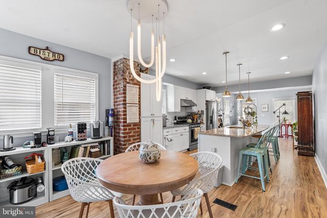 12 EDEN AVE, Oaklyn, NJ 08107