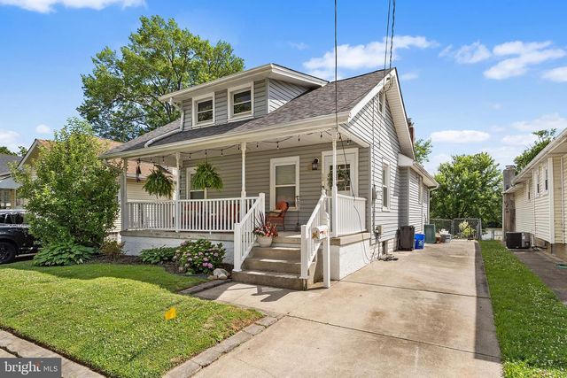 12 EDEN AVE, Oaklyn, NJ 08107