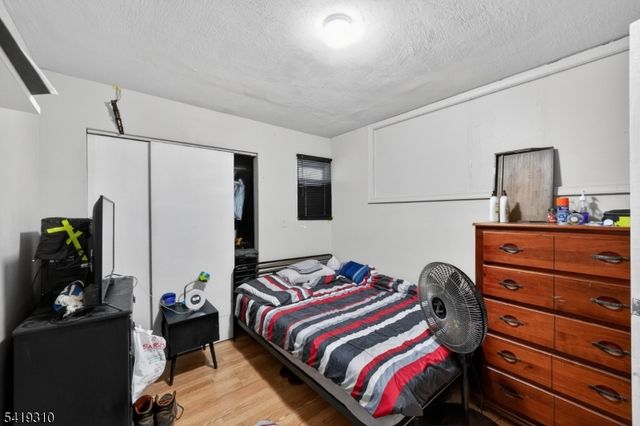 99 Bruen St, Newark City, NJ 07105