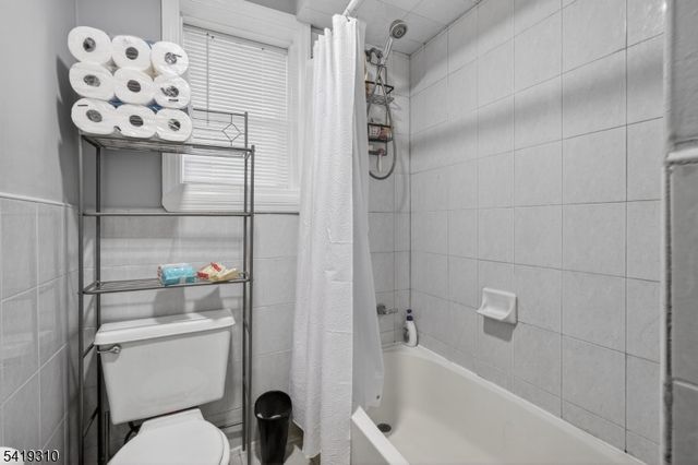 99 Bruen St, Newark City, NJ 07105