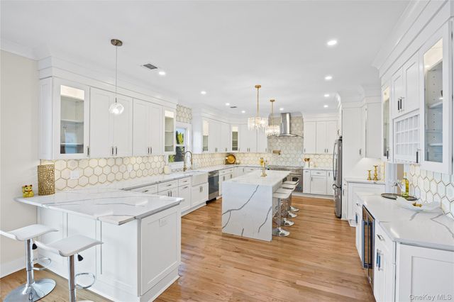 2369 Stewart Avenue, Westbury, NY 11590