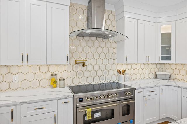 2369 Stewart Avenue, Westbury, NY 11590