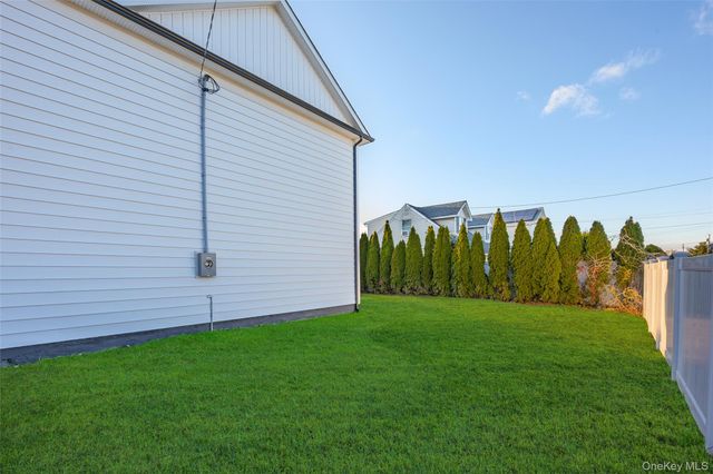 2369 Stewart Avenue, Westbury, NY 11590