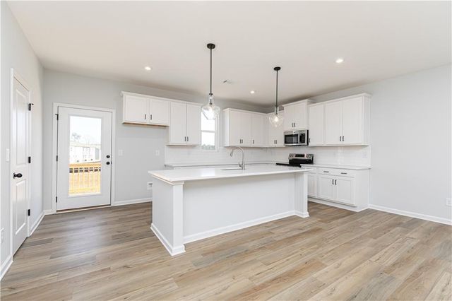 3475 Tristens Cove Walk, Loganville, GA 30052