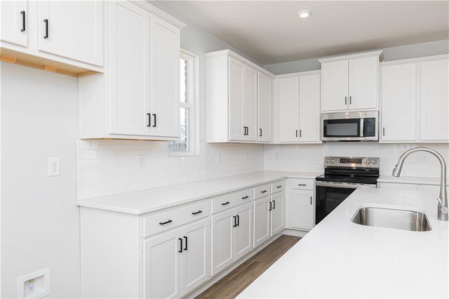 3475 Tristens Cove Walk, Loganville, GA 30052