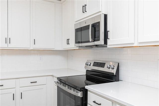 3475 Tristens Cove Walk, Loganville, GA 30052