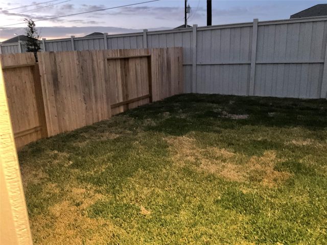 6235 Scarlet Halo Lane, Houston, TX 77048