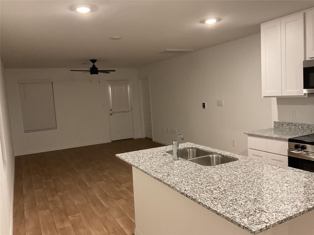 6235 Scarlet Halo Lane, Houston, TX 77048