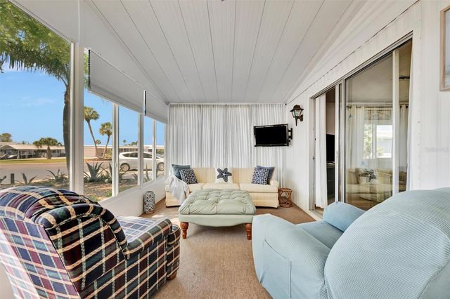 123 S SAINT THOMAS CIRCLE, Apollo Beach, FL 33572