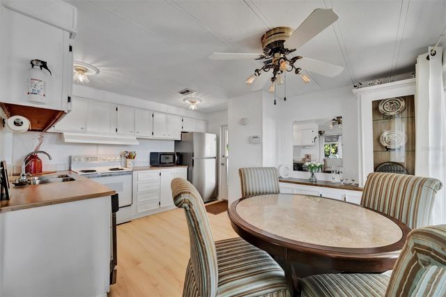 123 S SAINT THOMAS CIRCLE, Apollo Beach, FL 33572