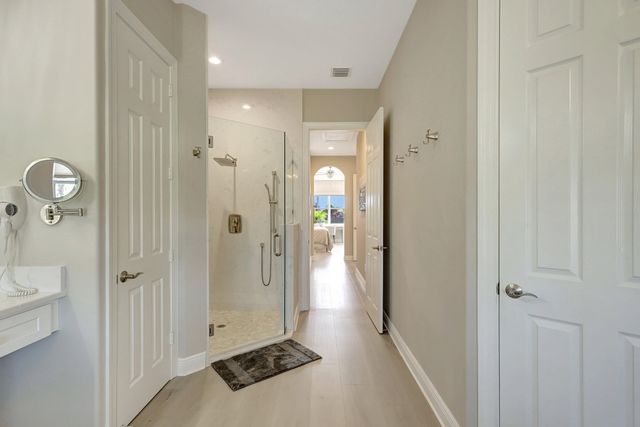 7186 SW Quiet River Court, Stuart, FL 34997
