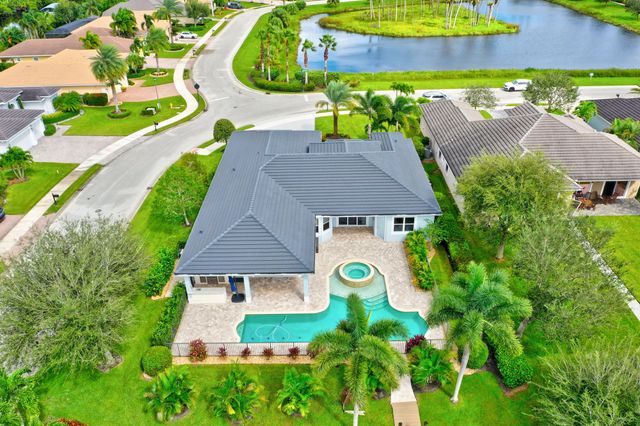 7186 SW Quiet River Court, Stuart, FL 34997