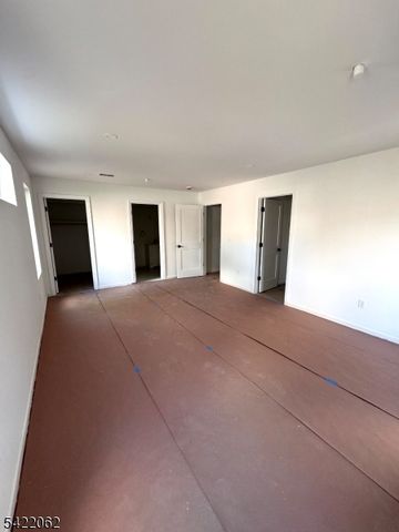 674 S 18Th St, Newark City, NJ 07103