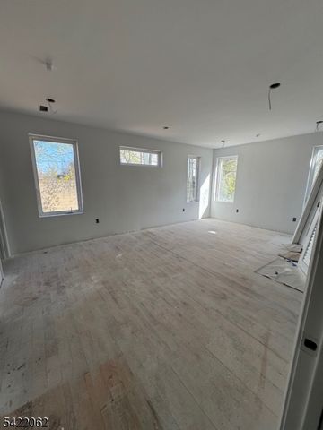 674 S 18Th St, Newark City, NJ 07103