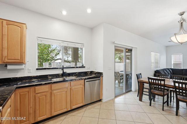 15407 S Camino Agua Azul, Sahuarita, AZ 85629