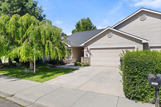 4165 W Daly Ln, Meridian, ID 83646