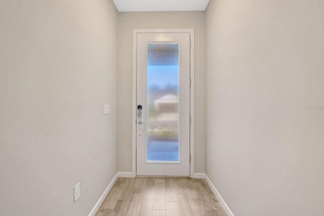 6398 BRADFORD WOODS DRIVE, Zephyrhills, FL 33542