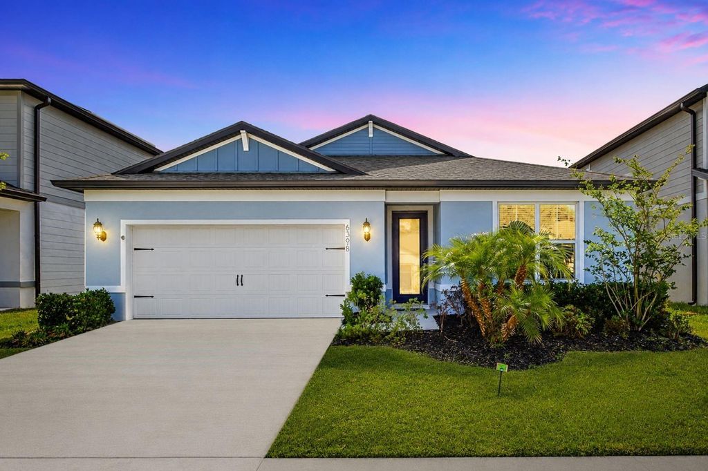 6398 BRADFORD WOODS DRIVE, Zephyrhills, FL 33542