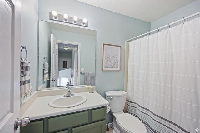 7849 N SADDLEBACK DR, Eagle Mountain, UT 84005