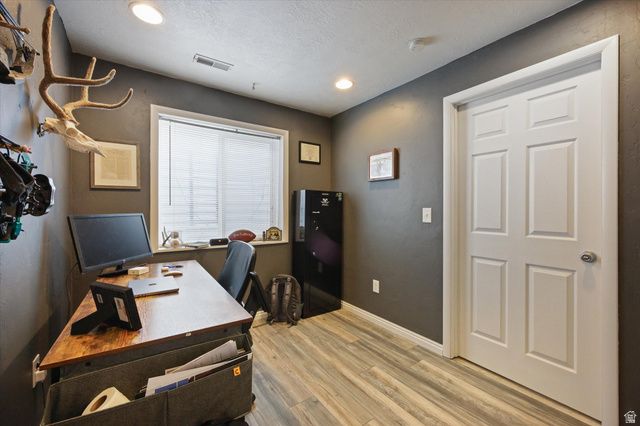 7849 N SADDLEBACK DR, Eagle Mountain, UT 84005