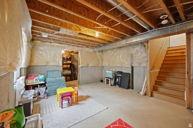 7849 N SADDLEBACK DR, Eagle Mountain, UT 84005