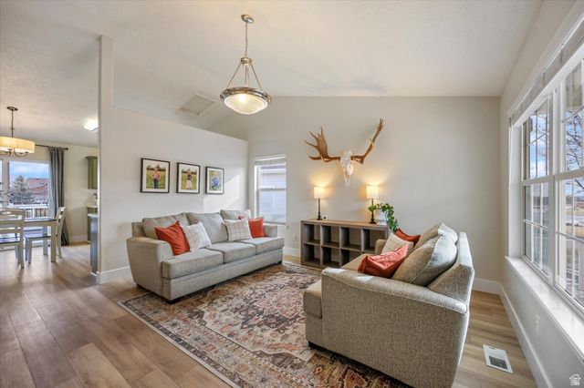 7849 N SADDLEBACK DR, Eagle Mountain, UT 84005