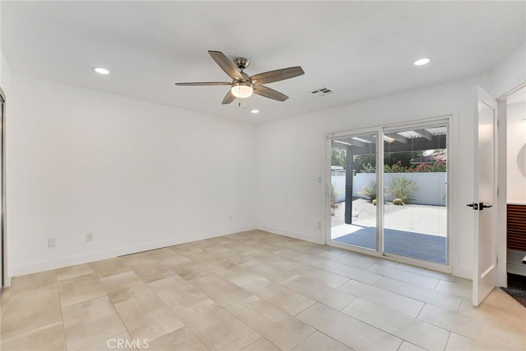 Image 11 of property listing at 3015 E San Juan, Palm Springs, CA 92262