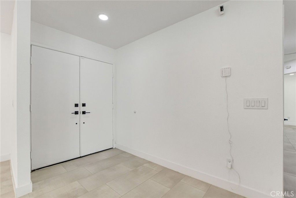 Image 14 of property listing at 3015 E San Juan, Palm Springs, CA 92262