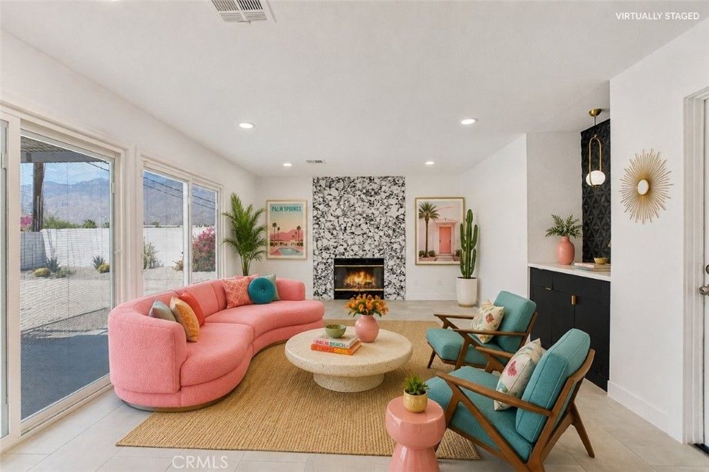 Image 5 of property listing at 3015 E San Juan, Palm Springs, CA 92262