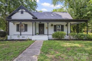 118 Cabarrus Avenue W, Concord, NC 28025