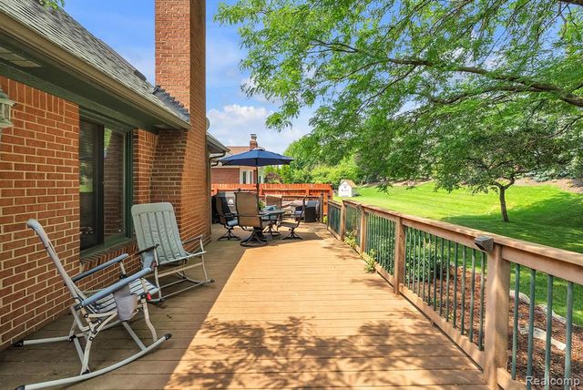 15743 Greenview, Fraser, MI 48026