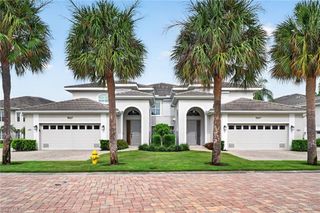 1867 Seville BLVD 411, Naples, FL 34109
