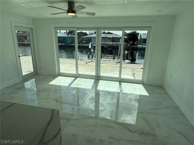 2823 Janet ST, Matlacha, FL 33993