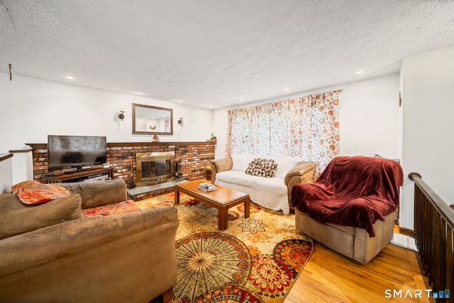 1111 Jerome Avenue, Bristol, CT 06010
