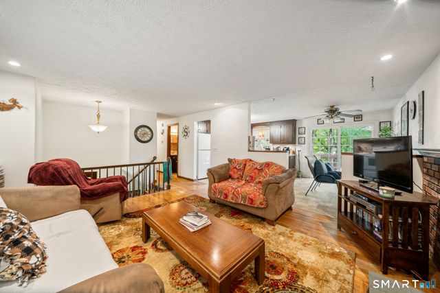 1111 Jerome Avenue, Bristol, CT 06010