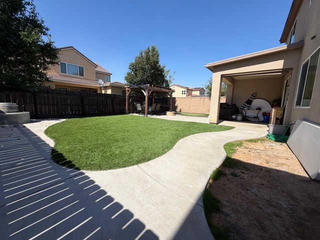 3489 Lansing Avenue, Clovis, CA 93619